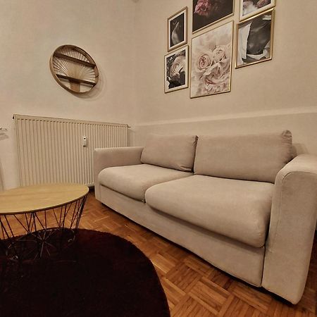 Wohnen Im Gruenen Apartment Graz Luaran gambar