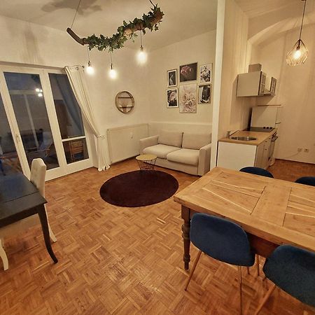 Wohnen Im Gruenen Apartment Graz Luaran gambar